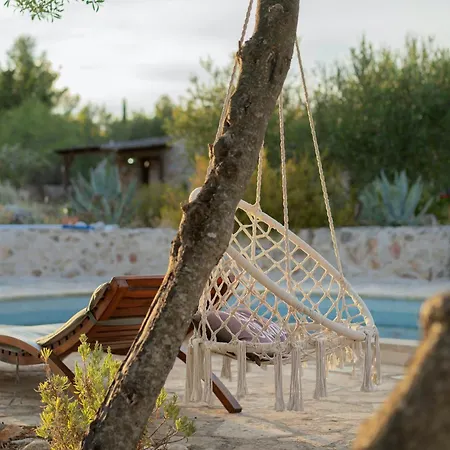 Spacious House With Private Pool In * Stari Grad (Hvar)