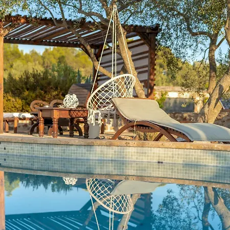 Spacious House With Private Pool In Holiday home *