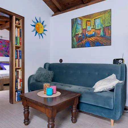 Spacious House With Private Pool In *