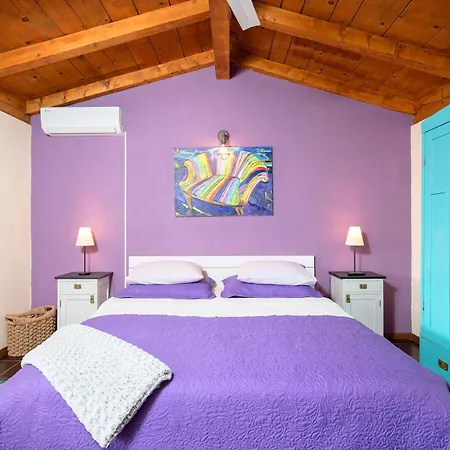 Spacious House With Private Pool In Stari Grad (Hvar)